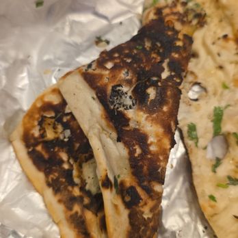 Chennai Bamboo Garden - Ordered the Garlic Flatbread and they gave me burnt pieces. - Chinese Near Me - Folsom, California