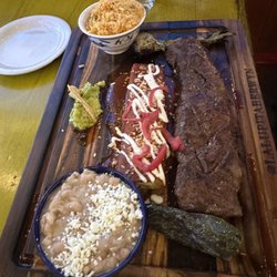 La Lupita - Tampiquena Platillo Dinner