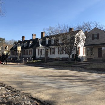 Colonial Williamsburg - buildings - Tours Near Me - Williamsburg, Virginia