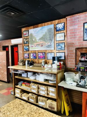 Twin Oaks BBQ by null