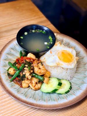 Khao Nom - ร้านข้าวหนม by null