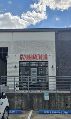 Fainmous BBQ by null