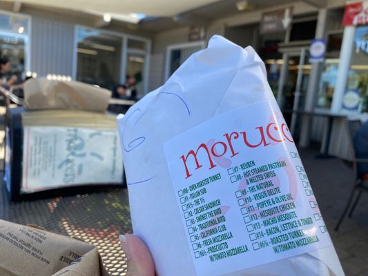 Morucci's Si Mangia Bene by null