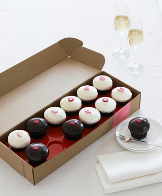 Sprinkles Washington Dulles International Airport ATMs