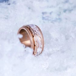 Juwelier Jansen - De toekomst ligt voor je. Als een veld met gevallen sneeuw   #iceicebaby #winterwonderland