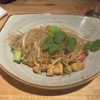 Malai Kitchen - Stir-fried Glass Noodles (Pad Woo Sen) - Vietnamese Near Me - Southlake, Texas Malai Kitchen - Stir-fried Glass Noodles (Pad Woo Sen) - Vietnamese Near Me - Southlake, Texas