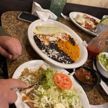 Tampico Authentic Mexican Restaurant - Vegetarian tostada and bean burrito I believe? - Mexican Near Me - Leavenworth, Kansas Tampico Authentic Mexican Restaurant - Vegetarian tostada and bean burrito I believe? - Mexican Near Me - Leavenworth, Kansas