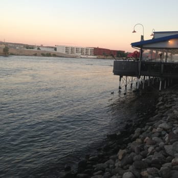Golden Nugget Laughlin Hotel & Casino - Bubba gumps and the river. - Hotels Near Me - Laughlin, Nevada