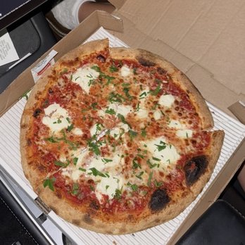 Brick Oven Pizzeria - Pizza Near Me - Glendale, California