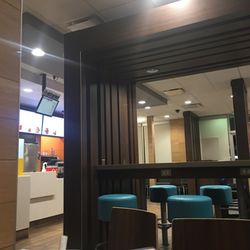 McDonald's - Inside McDonald's