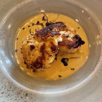 The Pearl Hotel - Crab cakes - Hotels Near Me - Rosemary Beach, Florida The Pearl Hotel - Crab cakes - Hotels Near Me - Rosemary Beach, Florida