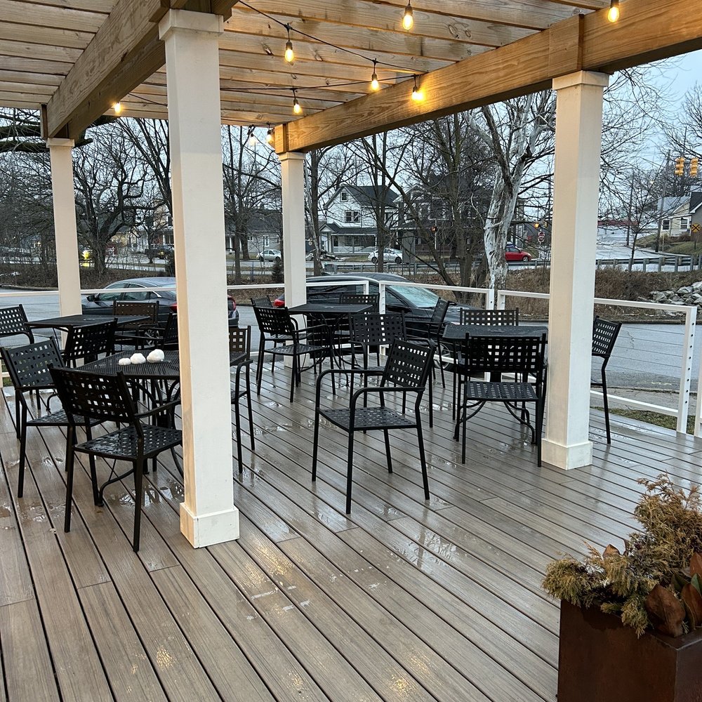 Amelia's - Outside seating - Bakeries Near Me - Indianapolis, Indiana