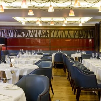 Corrigan's Mayfair - British Near Me - London, XGL
