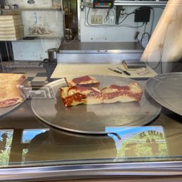 Detroit style deep dish is the Bomb