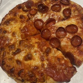 La Villa Pizzeria - Cheese and pepperoni, deep dish - Pizza Near Me - Howard Beach, New York La Villa Pizzeria - Cheese and pepperoni, deep dish - Pizza Near Me - Howard Beach, New York