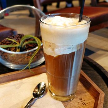 Starbucks Reserve - Nitro Cold Brew Float - Coffee & Tea Near Me - Toronto, Ontario Starbucks Reserve - Nitro Cold Brew Float - Coffee & Tea Near Me - Toronto, Ontario
