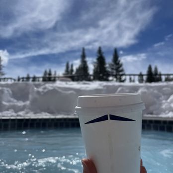 Hampton Inn & Suites Tahoe - Free coffee - Hotels Near Me - Truckee, California Hampton Inn & Suites Tahoe - Free coffee - Hotels Near Me - Truckee, California