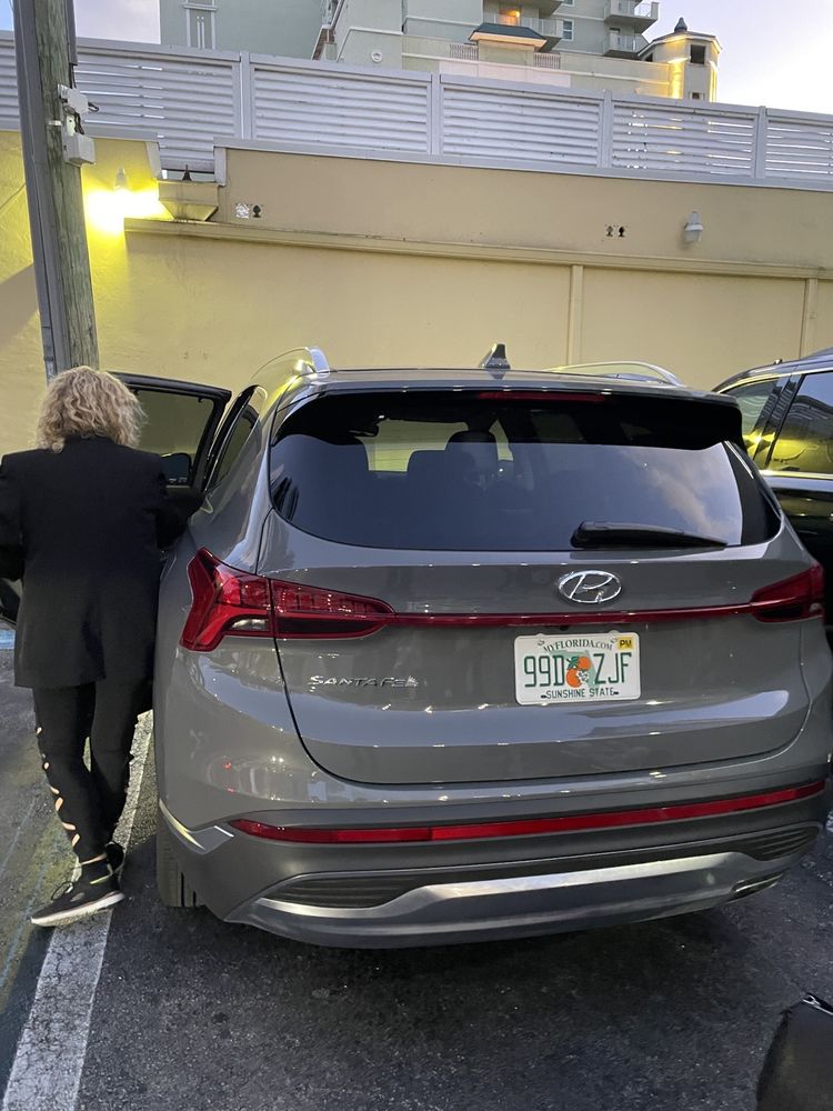 HERTZ RENT A CAR Updated August 2024 29 Reviews 370 South Dixie