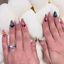 Beauty Secrets Nails And Spa - Christmas nails design