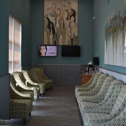 Higginbotham Family Dental - Waiting Area