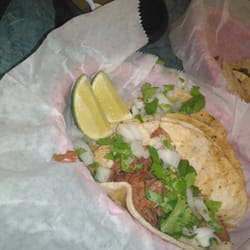 La Tapatia Mexican Store - Ricos tacos