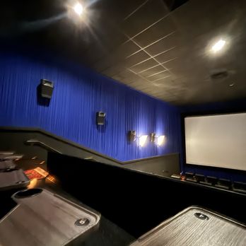 CINEMARK CENTURY OAKRIDGE 20 XD AND SCREENX - Updated October 2025