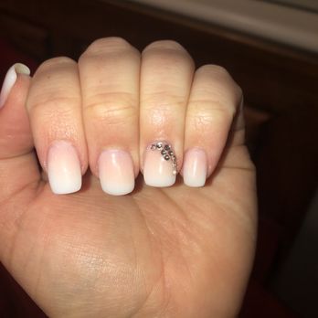 Pearl Nails and Spa - Ombré dip nails with rhinestones - Nail Salons Near Me - Long Beach, California Pearl Nails and Spa - Ombré dip nails with rhinestones - Nail Salons Near Me - Long Beach, California