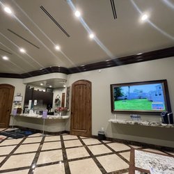 Carbon Health Urgent Care Campbell - The lobby.