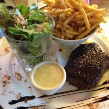 Verse Toujours - Steak and fries, comes with side salad, yumm - French Near Me - Paris, 75 Verse Toujours - Steak and fries, comes with side salad, yumm - French Near Me - Paris, 75
