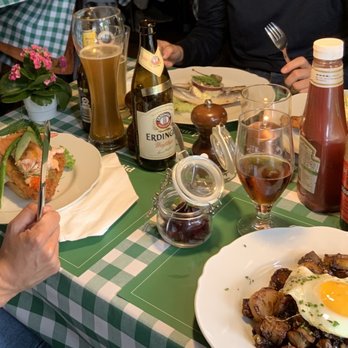Restaurant Grønttorvet - Stjerneskud, hvide sild og biksemad. Og øl! - Restaurants Near Me - Odense, 84