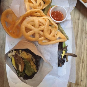 Hudson Valley Food Hall - Food Court Near Me - Beacon, New York