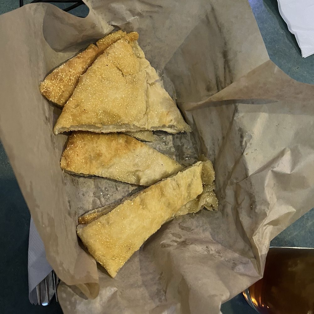 Robbie's - Fry bread - American Near Me - Rimrock, Arizona Robbie's - Fry bread - American Near Me - Rimrock, Arizona