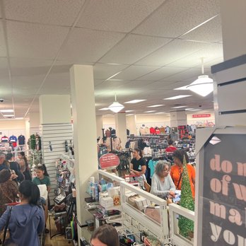 TJ Maxx - Long line. - Department Stores Near Me - Miami, Florida