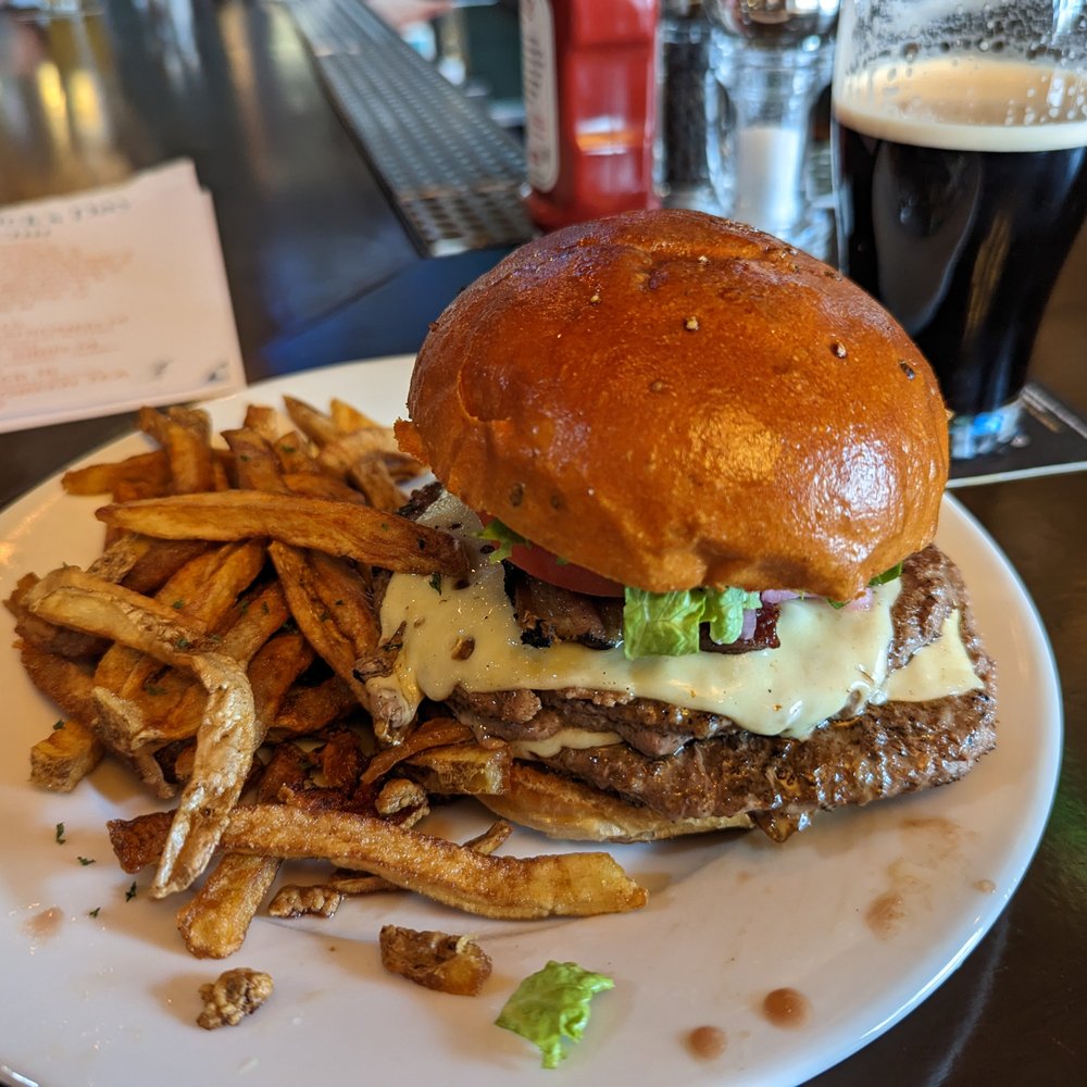 An Sibin - St. Patrick's Day lunch - Whiskey Bars Near Me - Cambridge, Massachusetts An Sibin - St. Patrick's Day lunch - Whiskey Bars Near Me - Cambridge, Massachusetts