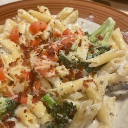 Colton's Steakhouse & Grill - Alfredo Pasta
