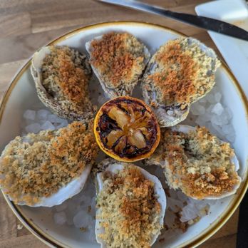 Runabout Brewing - Baked Oysters - Brewpubs Near Me - Orlando, Florida