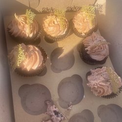 JBs Sweet Addiction - Tasteless cupcakes
