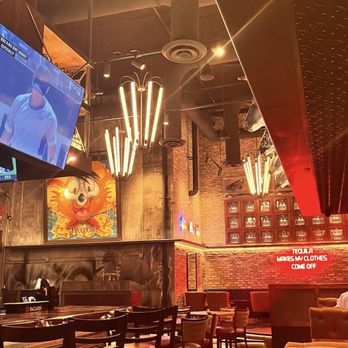 Bar Tulio's - Inside area - Mexican Near Me - Miami, Florida