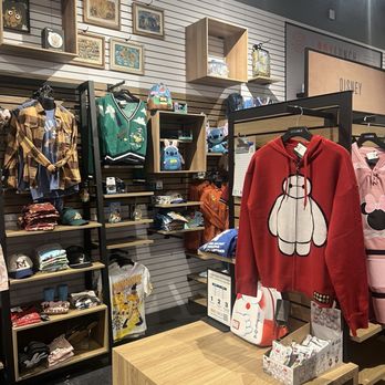 BoxLunch - So much to look at - Men's Clothing Near Me - Las Vegas, Nevada
