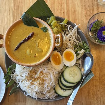 Sistory - crab curry and vermicelli noodles - Thai Near Me - Albany, California Sistory - crab curry and vermicelli noodles - Thai Near Me - Albany, California