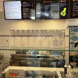 Bay Poke - Inside