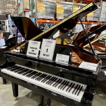 Costco Wholesale - Yamaha piano - Hot Dogs Near Me - Temecula, California