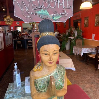 Somsiri Thai - Thai Near Me - Chehalis, Washington