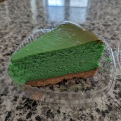 Sweet Mia's - Pistachio cheesecake