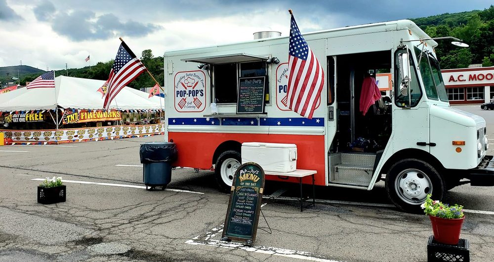 Pop Pop's Grill & Catering Logo