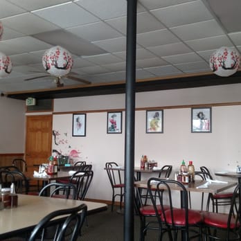 Hmong Eggrolls - the interior of a restaurant - Asian Fusion Near Me - Wausau, Wisconsin