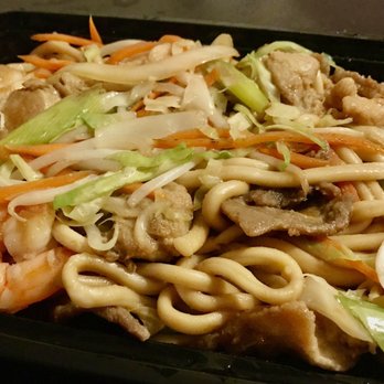 Dumpling Capital - Combination Chow Mein - Dim Sum Near Me - Santa Clara, California