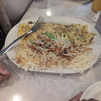 Triangle Family Restaurant - Bacon avocado omelette - American Near Me - Grayslake, Illinois