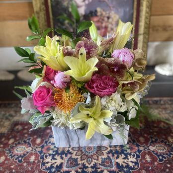 Artisan Florist - Florists Near Me - Sarasota, Florida Artisan Florist - Florists Near Me - Sarasota, Florida