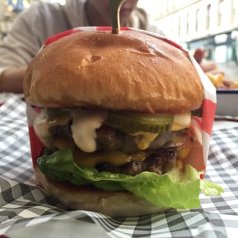 Bread Meats Bread - 2x2 Caliburger: Satisfaction On A Plate! - Burgers Near Me - Glasgow, GLG